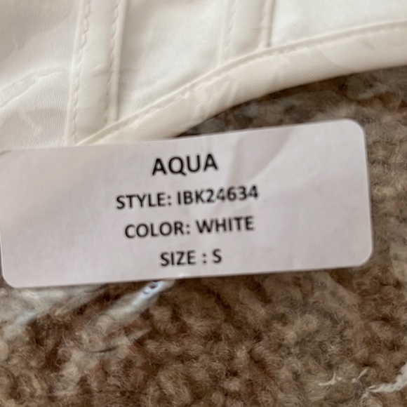 Stunning White Corset Top - Picture 6 of 6